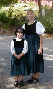 Mom and daughter visit the PA Renn Faire