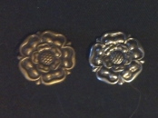 Tudor Rose Button